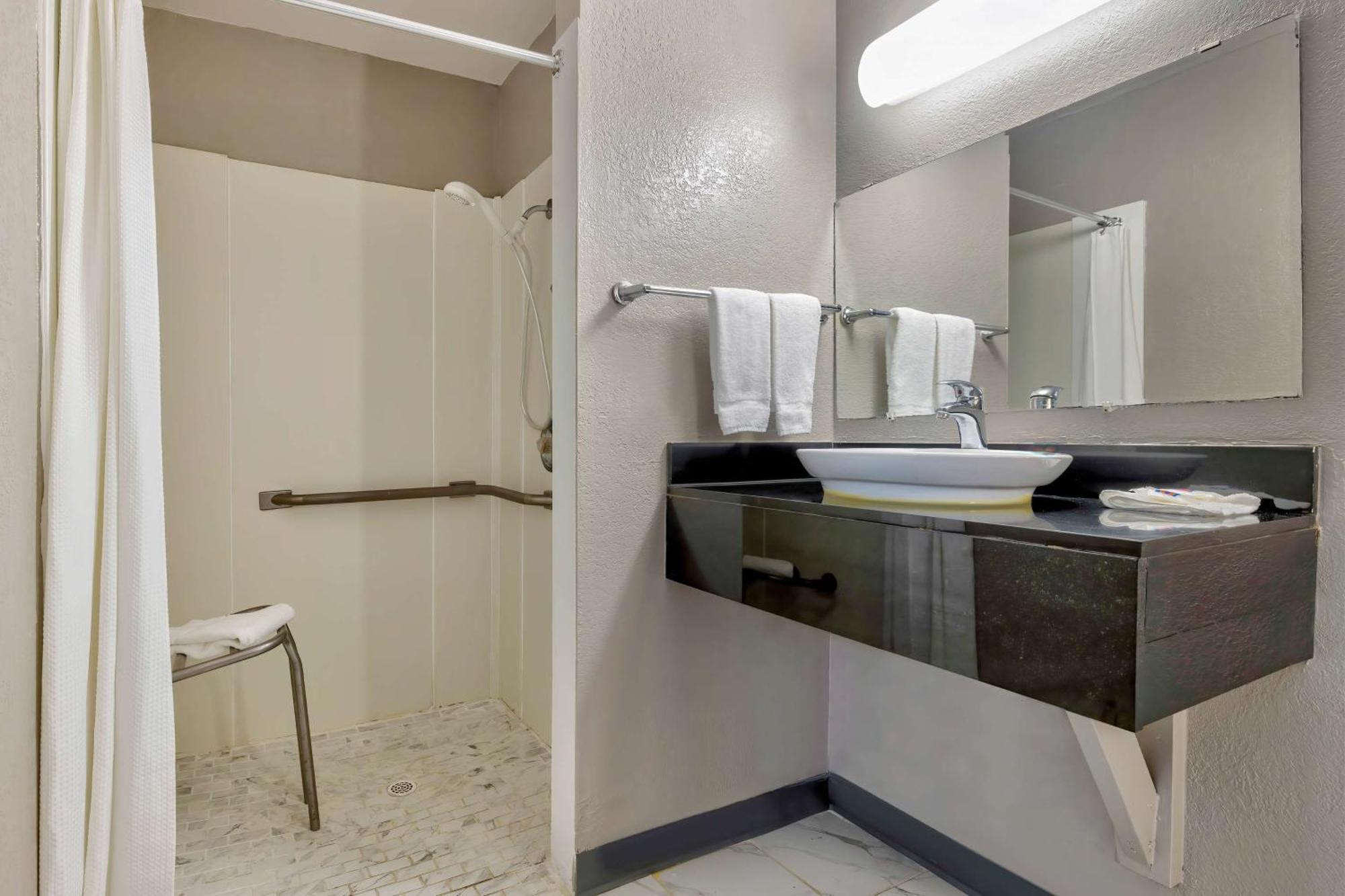 Motel 6-Oshkosh, Wi Eksteriør billede