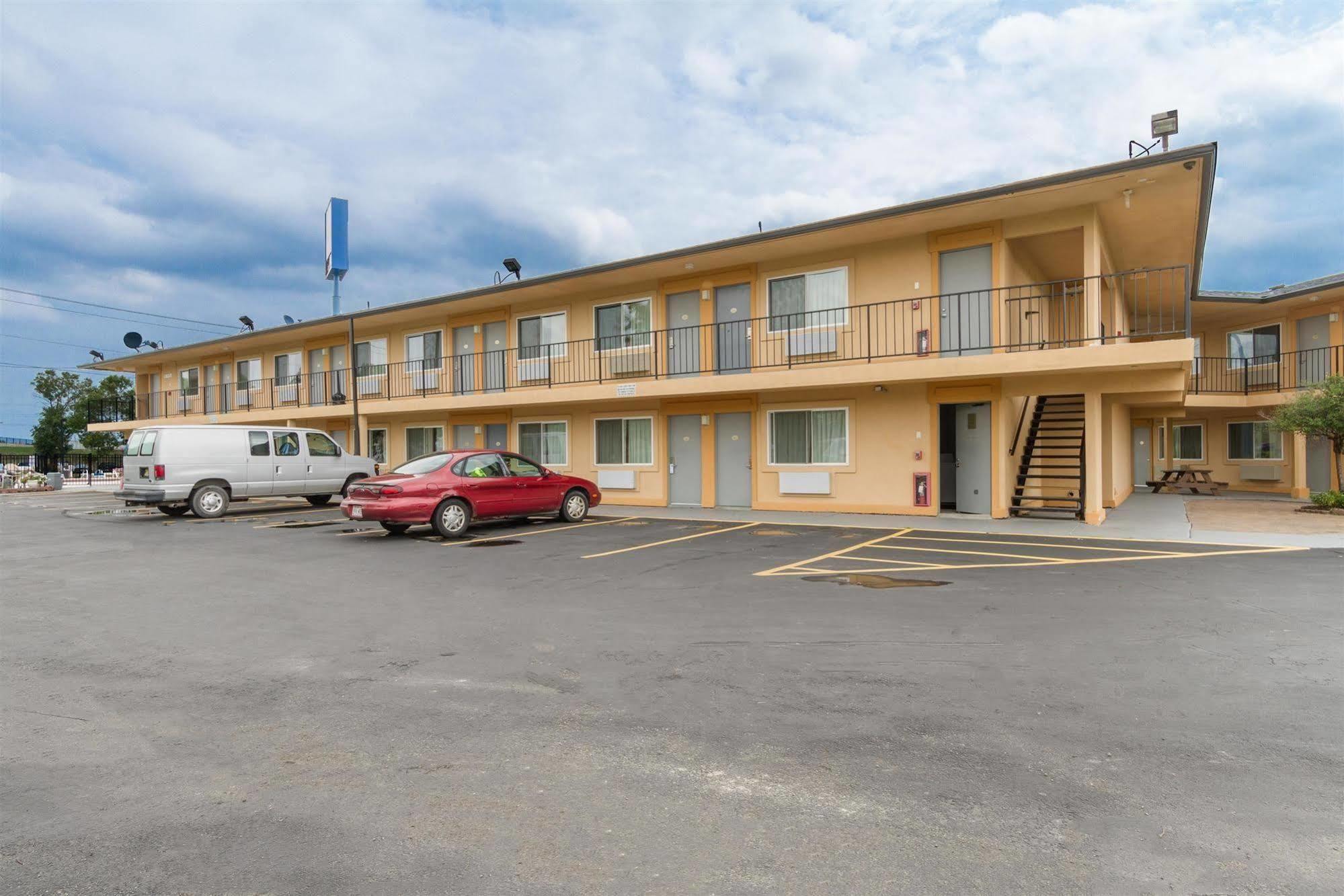 Motel 6-Oshkosh, Wi Eksteriør billede